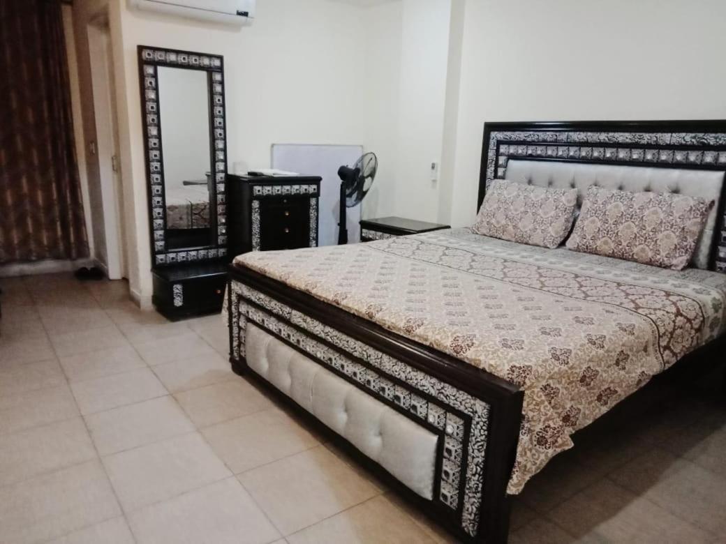 Hs Global Apartments Rawalpindi Dış mekan fotoğraf